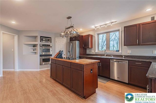 9114 Danner Road, New Tripoli, PA 18066