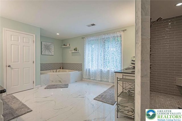 9114 Danner Road, New Tripoli, PA 18066