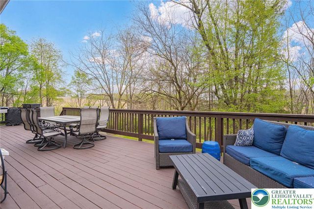 9114 Danner Road, New Tripoli, PA 18066