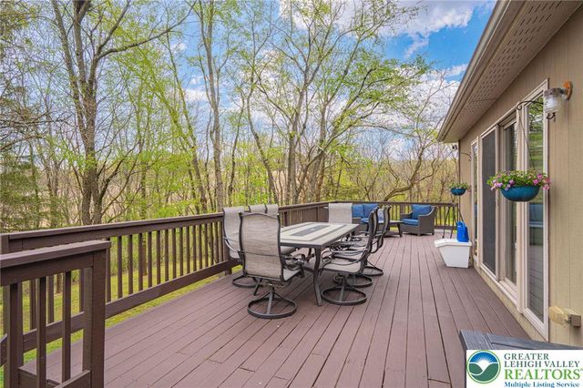 9114 Danner Road, New Tripoli, PA 18066