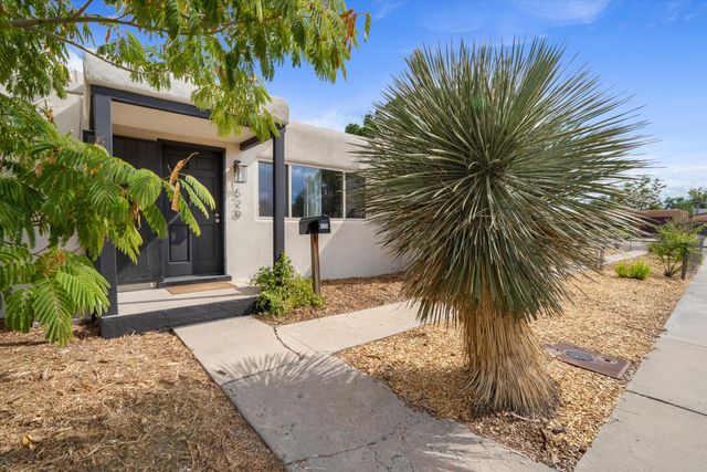 529 Barlane Place NW, Albuquerque, NM 87107