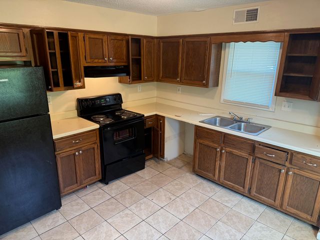 3816 CEDAR PATH DR, Memphis, TN 38115