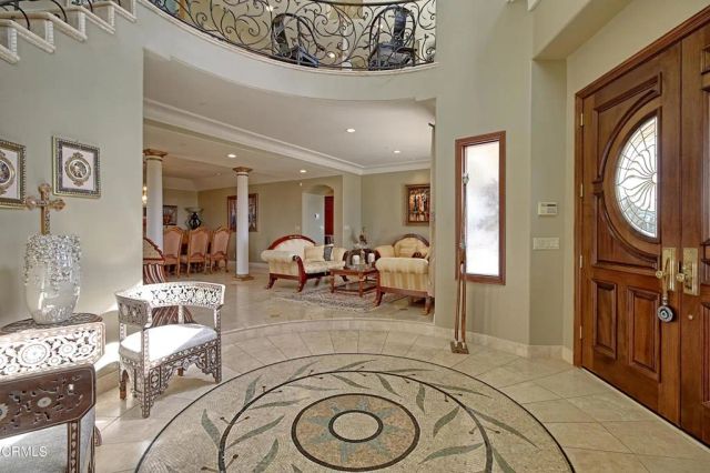 6153 Cobblestone Drive, Ventura, CA 93003