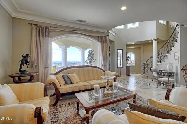 6153 Cobblestone Drive, Ventura, CA 93003