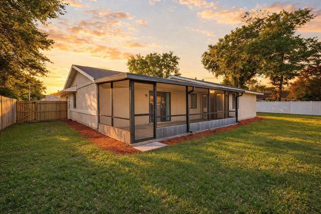 1192 LAMBERT LN., Longwood, FL 32750