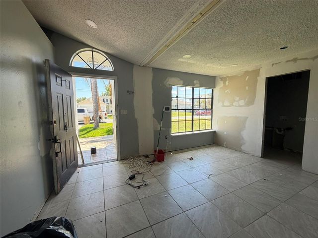 305 CORNWALLIS COURT, Kissimmee, FL 34758