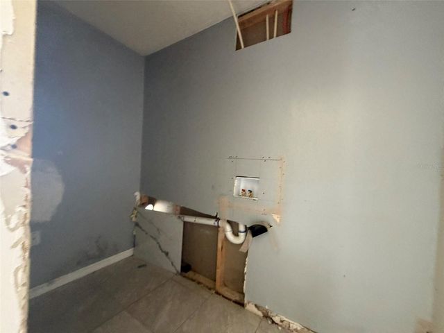 305 CORNWALLIS COURT, Kissimmee, FL 34758