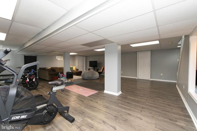 701 W ROLLING RD, Springfield, PA 19064