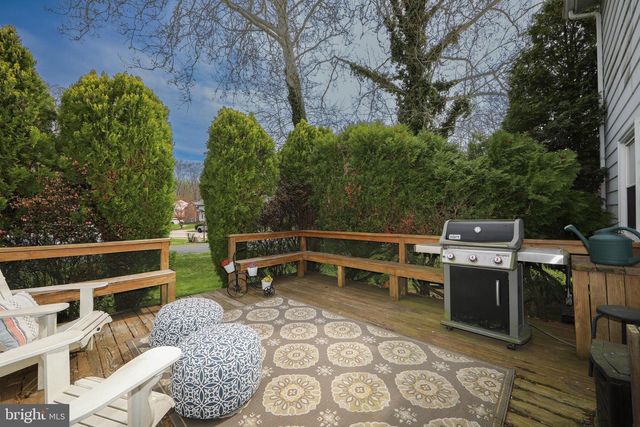 701 W ROLLING RD, Springfield, PA 19064