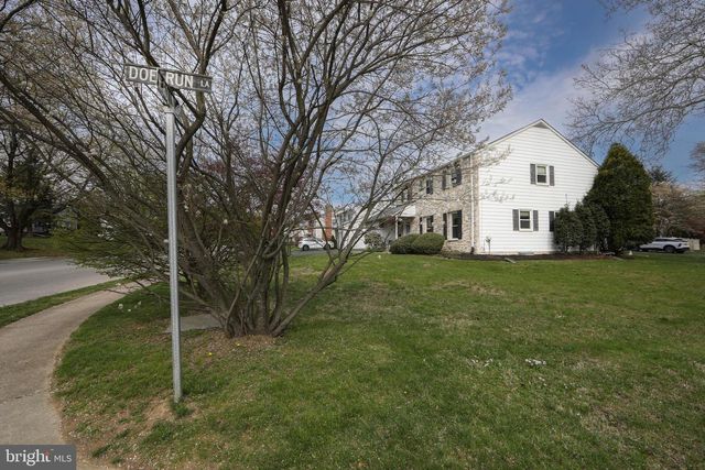 701 W ROLLING RD, Springfield, PA 19064