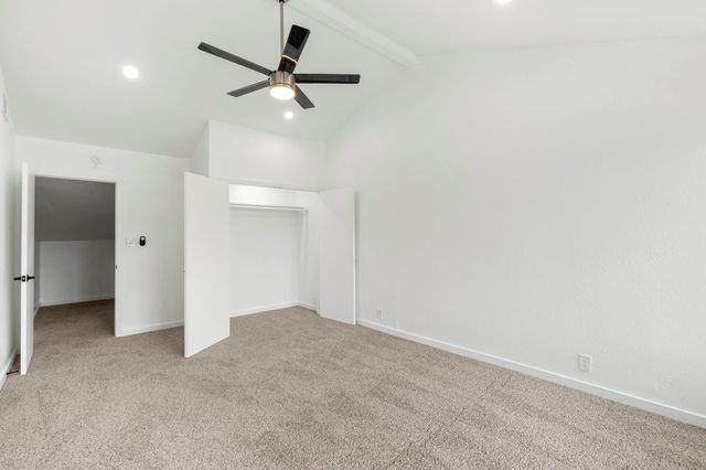 269 Venture Boulevard S, Point Venture, TX 78645