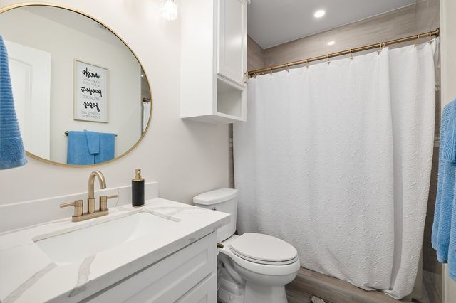 1028&9 W Scallop 1028&9, Port Isabel, TX 78578