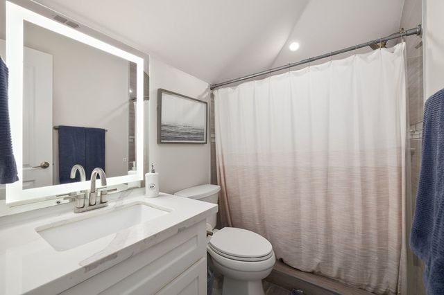 1028&9 W Scallop 1028&9, Port Isabel, TX 78578