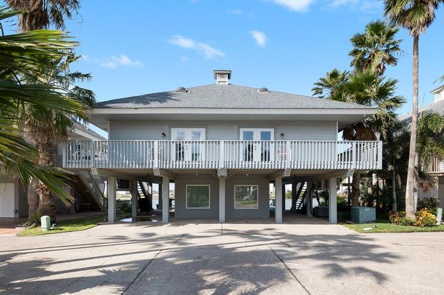 1028&9 W Scallop 1028&9, Port Isabel, TX 78578