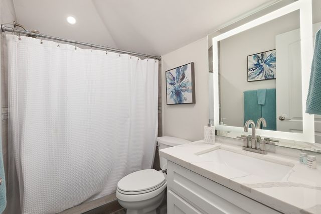 1028&9 W Scallop 1028&9, Port Isabel, TX 78578