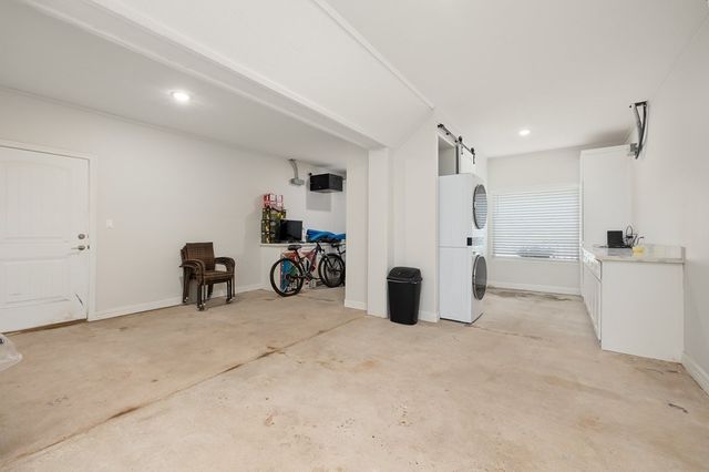 1028&9 W Scallop 1028&9, Port Isabel, TX 78578