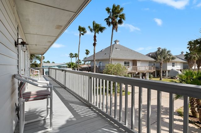 1028&9 W Scallop 1028&9, Port Isabel, TX 78578