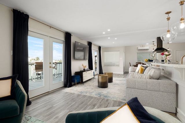 1028&9 W Scallop 1028&9, Port Isabel, TX 78578