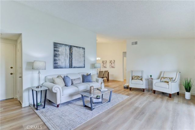 8877 Lauderdale Court 210-G, Huntington Beach, CA 92646
