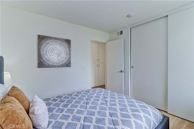 8877 Lauderdale Court 210-G, Huntington Beach, CA 92646