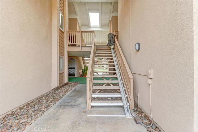 8877 Lauderdale Court 210-G, Huntington Beach, CA 92646