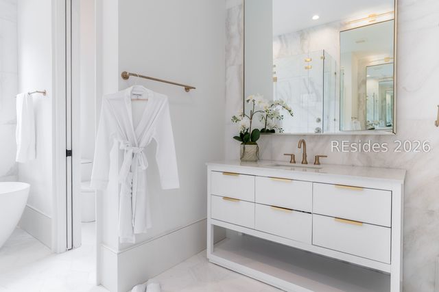 452 Davies Rd, Bluffton, SC 29910