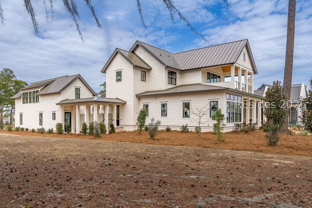 452 Davies Rd, Bluffton, SC 29910
