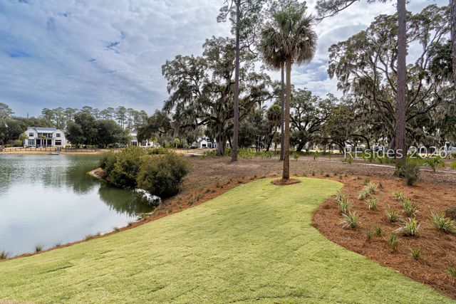 452 Davies Rd, Bluffton, SC 29910