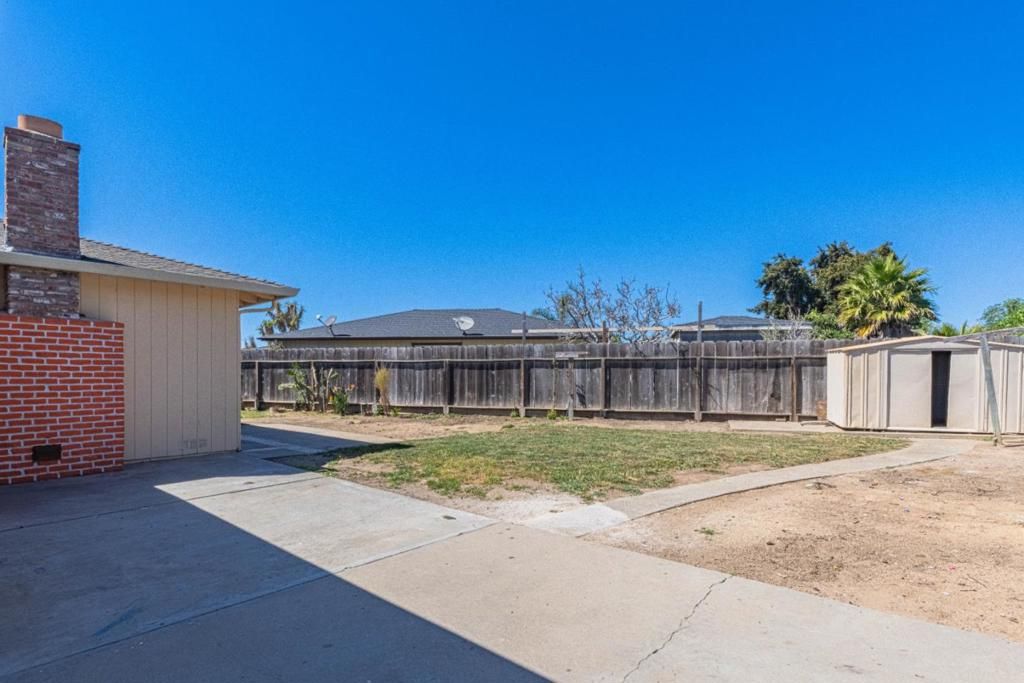 Image 33 of property listing at 611 Argentine Drive, Salinas, CA 93905