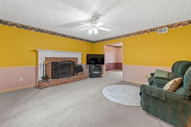 120 Chateau Circle, Fayetteville, GA 30215