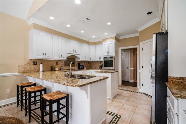 6045 Camden Court, Cumming, GA 30040