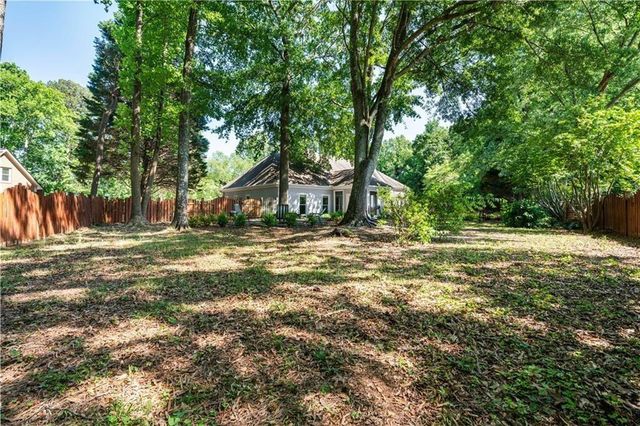 6045 Camden Court, Cumming, GA 30040