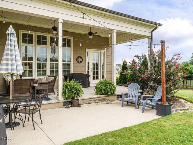 2609 Packhouse Road, Zebulon, NC 27597