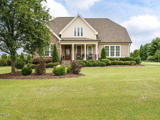 2609 Packhouse Road, Zebulon, NC 27597