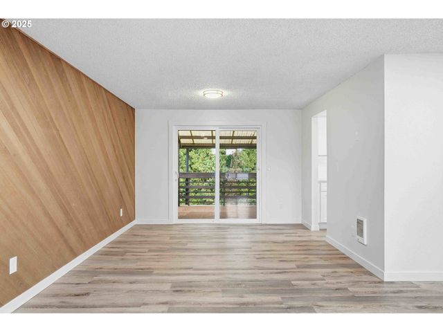 8818 Nw 18TH Ave, Vancouver, WA 98665