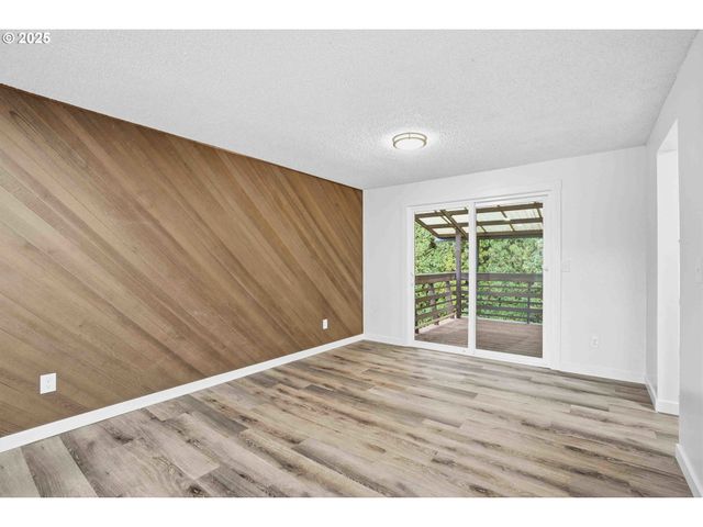 8818 Nw 18TH Ave, Vancouver, WA 98665