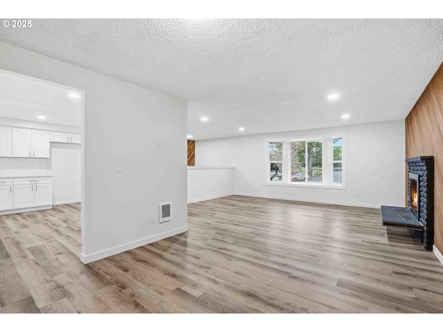 8818 Nw 18TH Ave, Vancouver, WA 98665