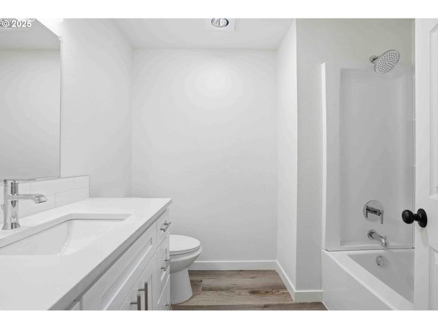 8818 Nw 18TH Ave, Vancouver, WA 98665