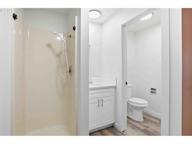 8818 Nw 18TH Ave, Vancouver, WA 98665