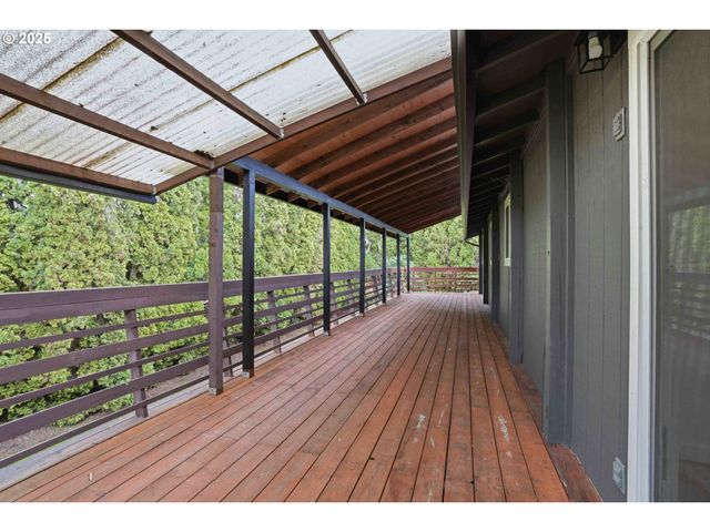 8818 Nw 18TH Ave, Vancouver, WA 98665