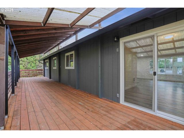 8818 Nw 18TH Ave, Vancouver, WA 98665