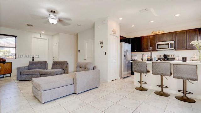 11238 SW 250th Ter, Homestead, FL 33032