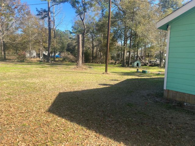 590 Devin Road, Cleveland, TX 77328