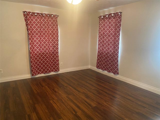 590 Devin Road, Cleveland, TX 77328