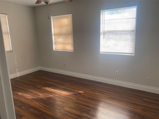 590 Devin Road, Cleveland, TX 77328