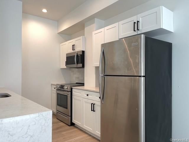 356 New York Avenue 1, Huntington, NY 11743