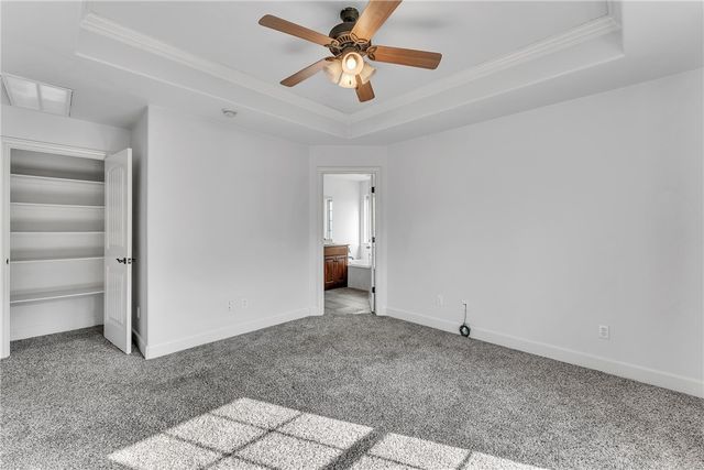 2944 Old Farmington Road, Fayetteville, AR 72704