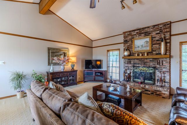 244 Pearson Road, Bigelow, AR 72016