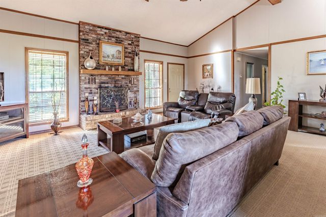 244 Pearson Road, Bigelow, AR 72016