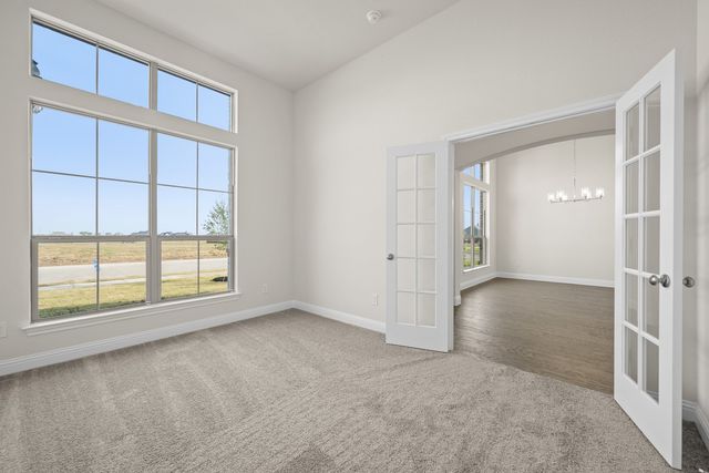 105 Grey Wolf Court, Godley, TX 76044